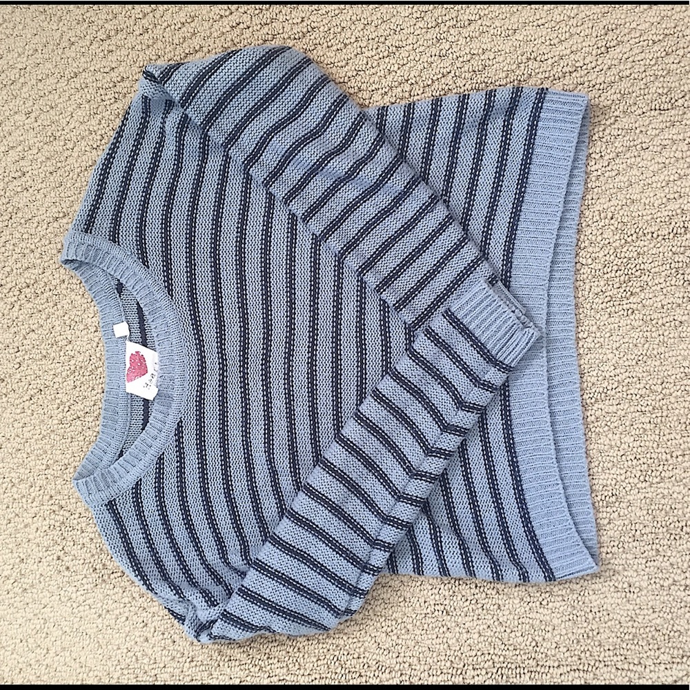 Slightly cropped knitted sweater